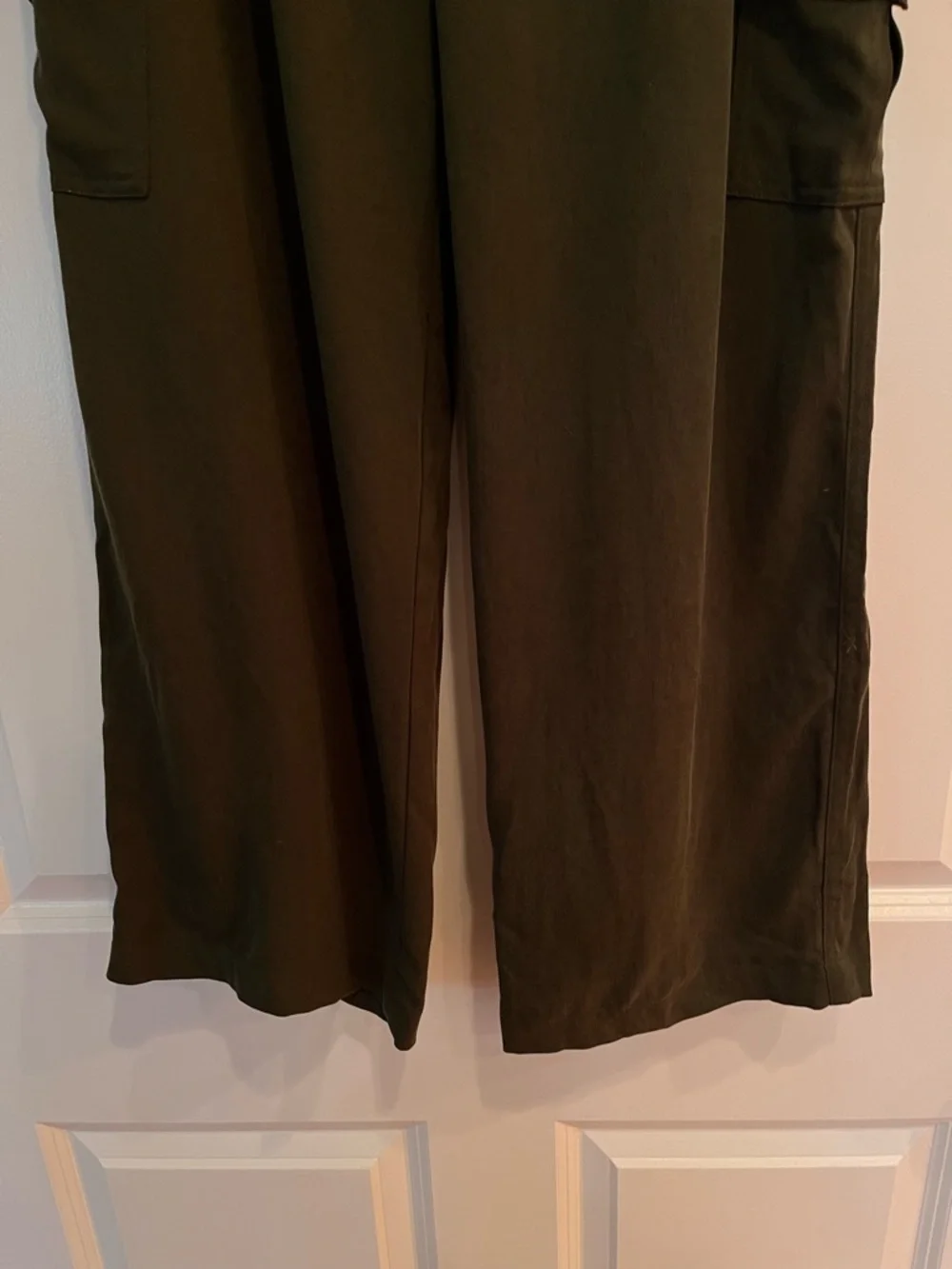 NWT REFORMATION Jackson Cargo Pant Size 10 Straight-Leg Fern Green ~ $198 - Picture 7 of 14